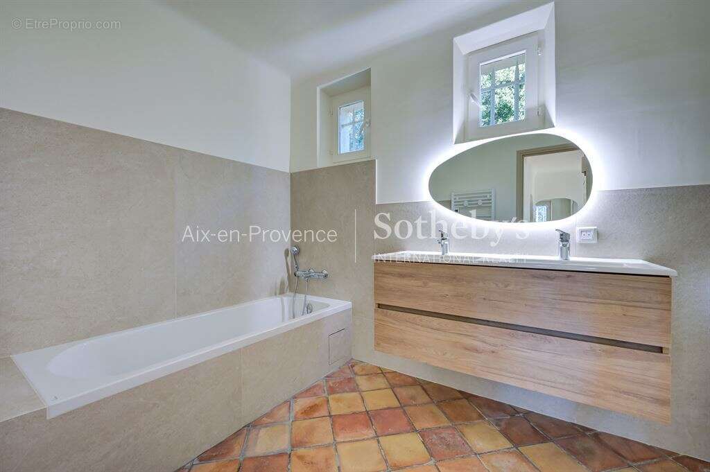 Maison à AIX-EN-PROVENCE