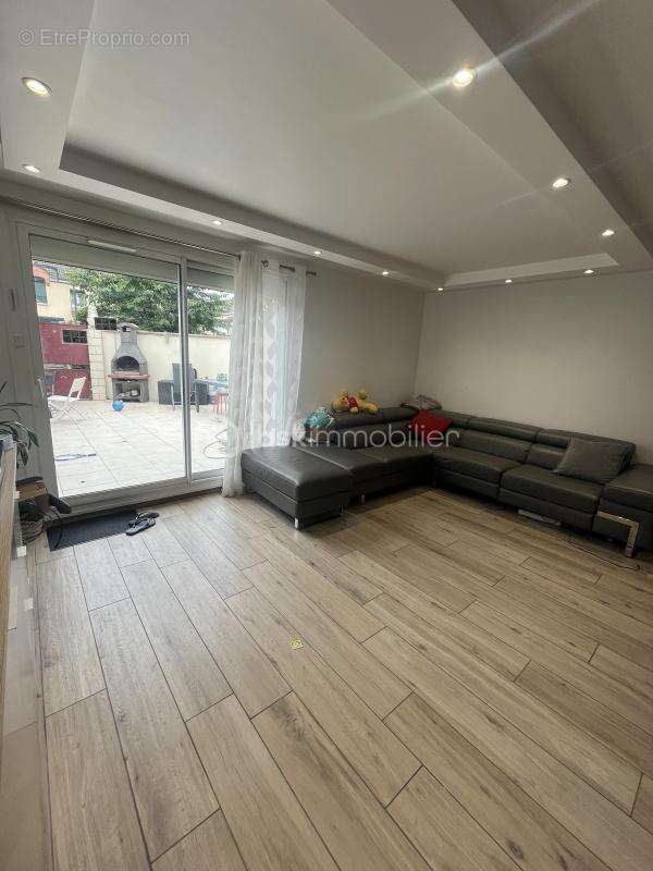 Maison à SAINT-BRICE-SOUS-FORET