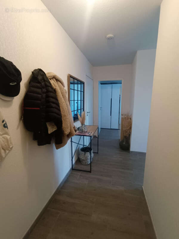 Appartement à LATTES