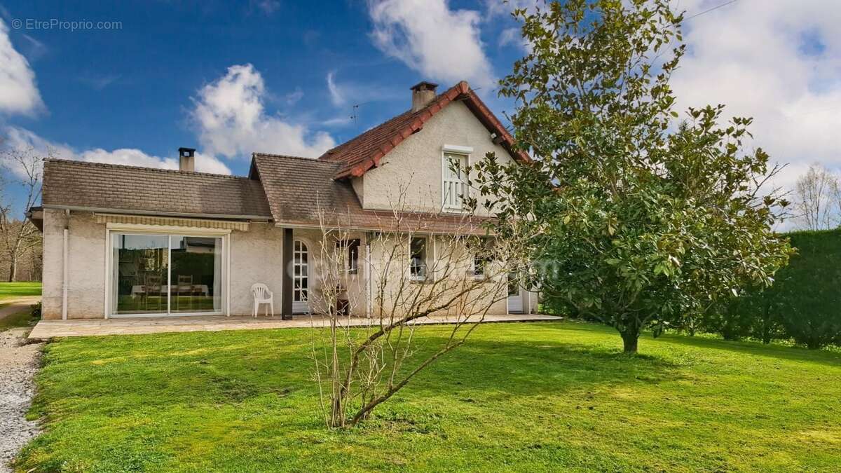Maison 155 m² – 3 chambres – Terrain 800 m² – Hauterive proche Vichy - photo 5