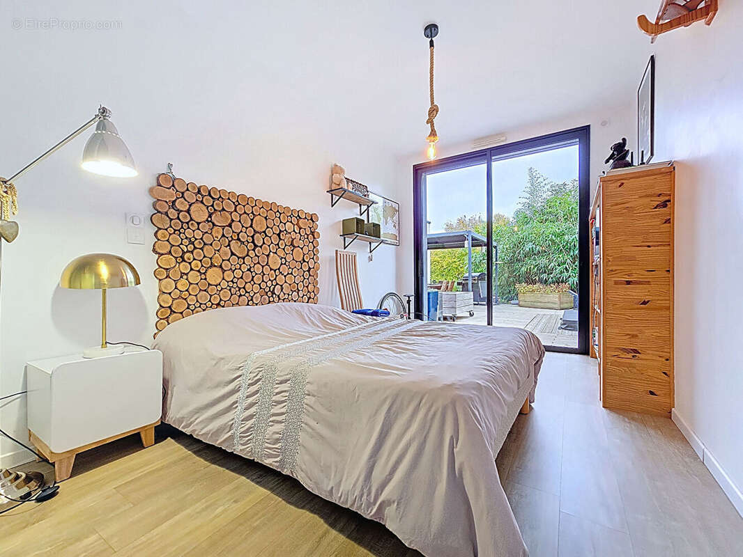 Maison à SAINT-LEGER-DU-BOURG-DENIS