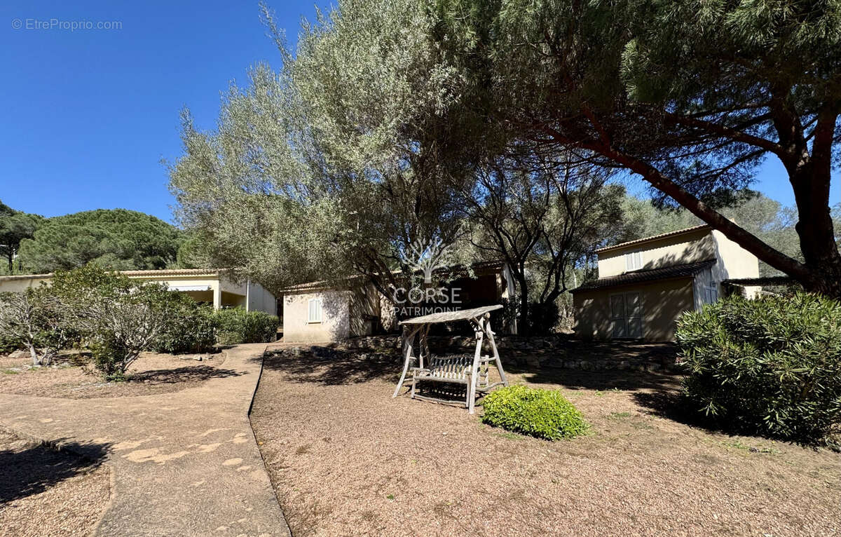 Maison à PORTO-VECCHIO