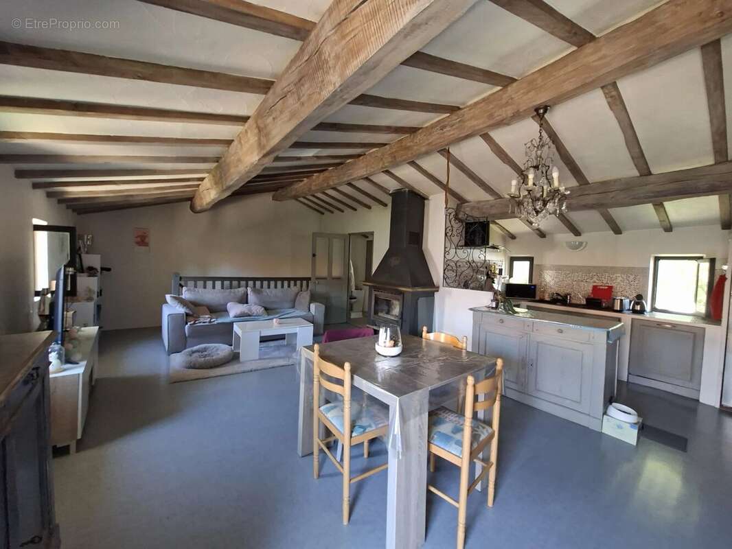 Maison à ROQUECOURBE