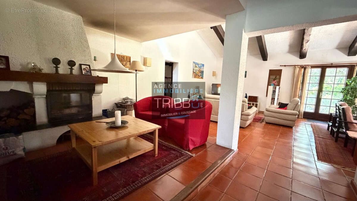 Maison à CASTELNOU