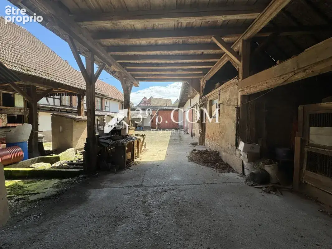3%COM Grand corps de ferme avec 400m2 de dépendance et jardi - photo 8