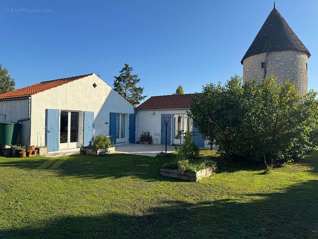 Maison à PONT-L'ABBE-D'ARNOULT