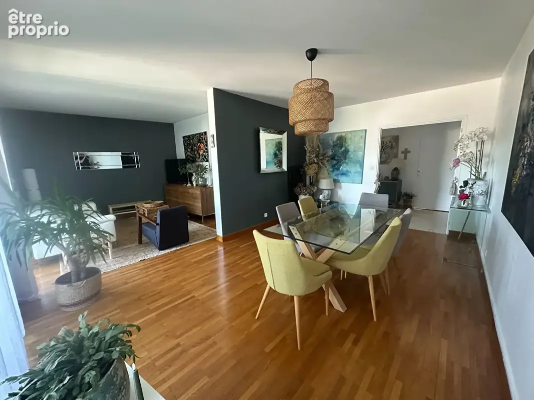 Appartement à TASSIN-LA-DEMI-LUNE