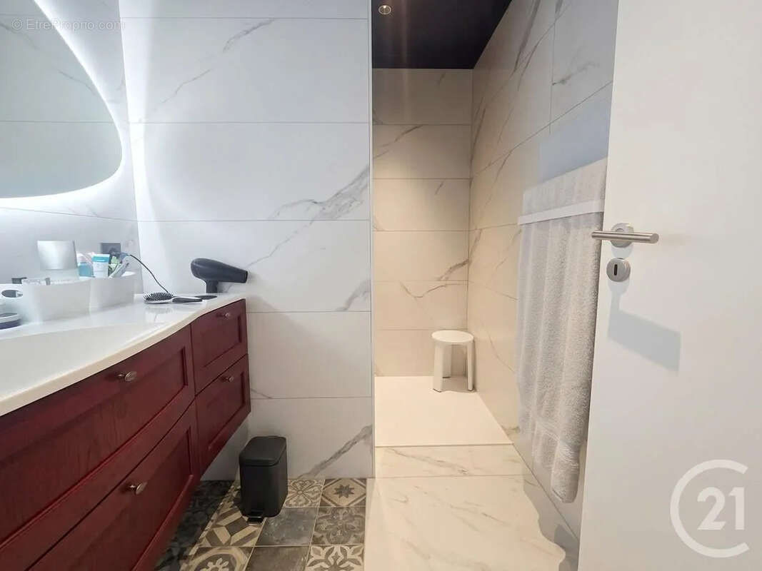 Appartement à MAISONS-ALFORT