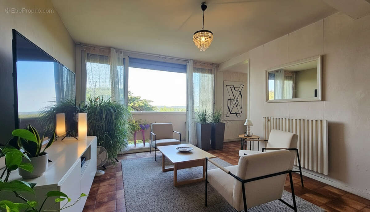COLAYRAC SAINT CIRQ Appartement 4 pièce(s) 75.22m2 - photo 3