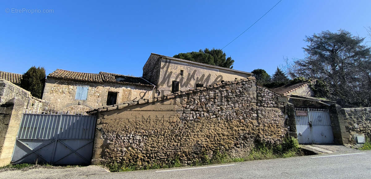 Maison à UZES