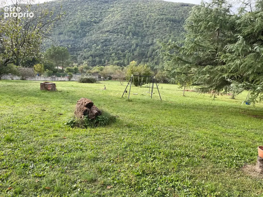 Vente -ensemble immobilier - 640 m2 - 389 000 € - photo 3