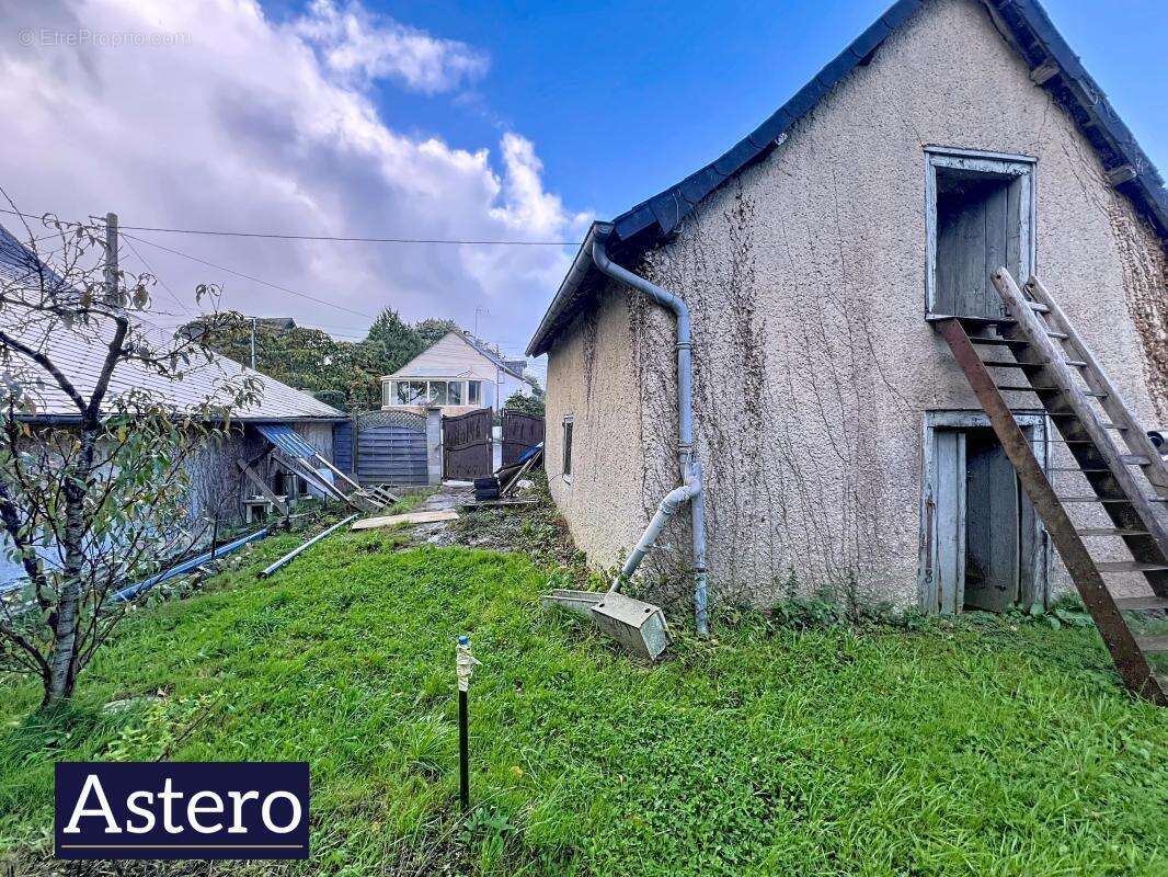 Maison à NOYAL-CHATILLON-SUR-SEICHE