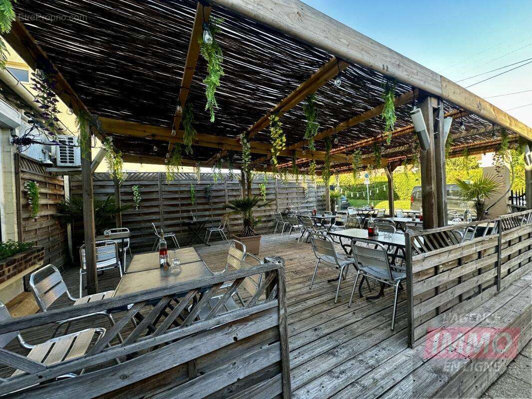 Commerce 460 m² à Puiseux-En-France  - photo 4