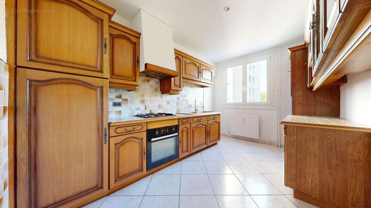 Appartement à OULLINS