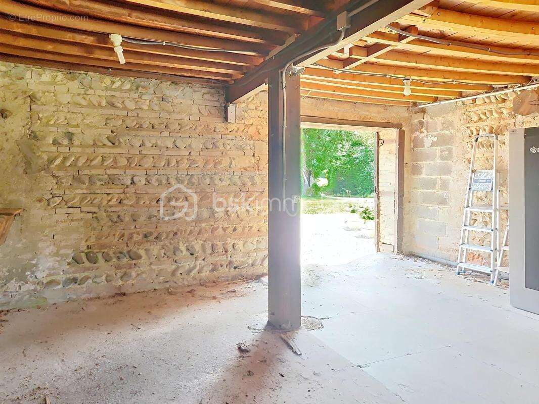 Une maison de campagne nichée dans un parc magnifique - photo 18