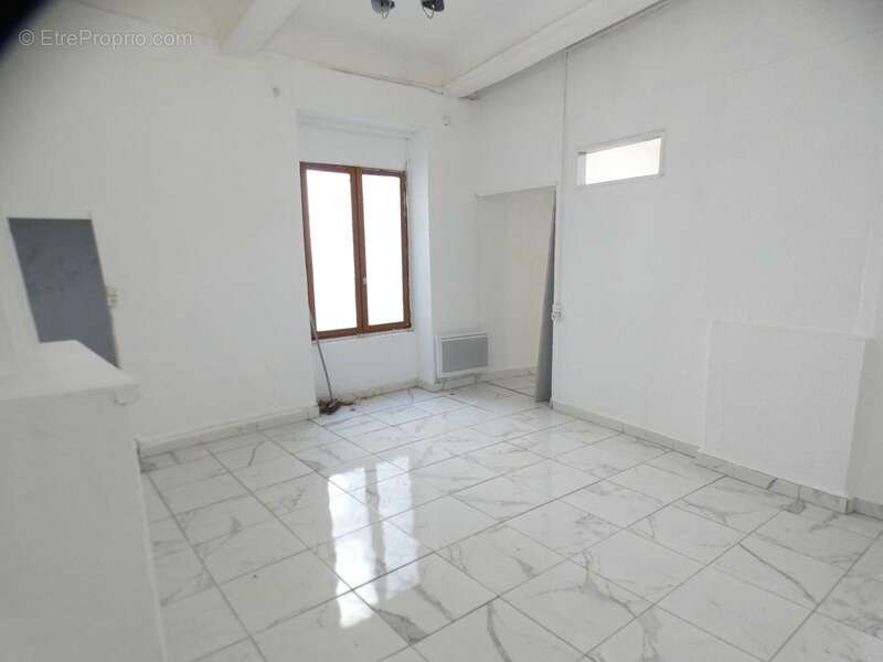 Agde centre ville. Appartement 3 pièces 70 m² - photo 8