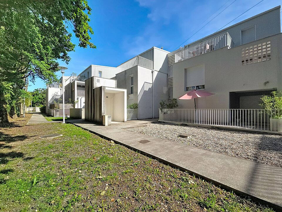 Appartement à PESSAC