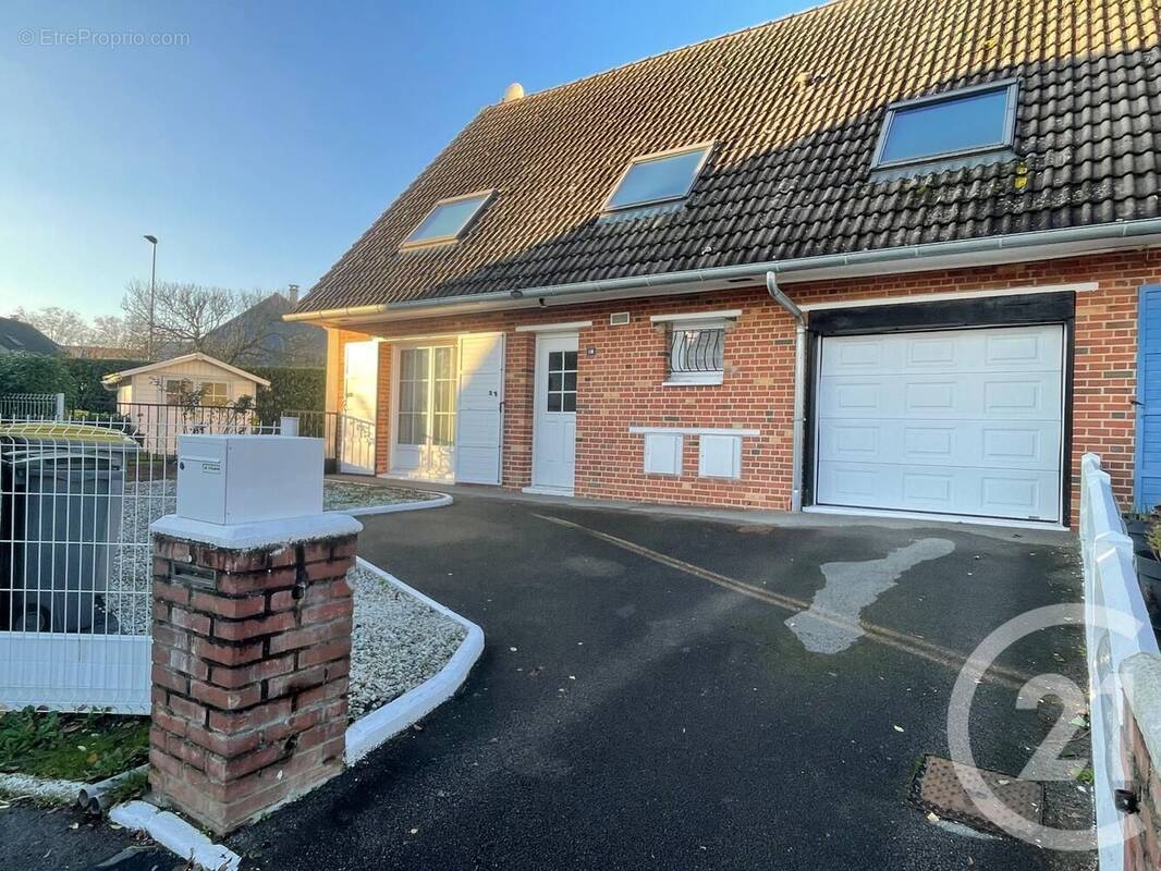 Photo 1 - Maison à BEAUVAIS