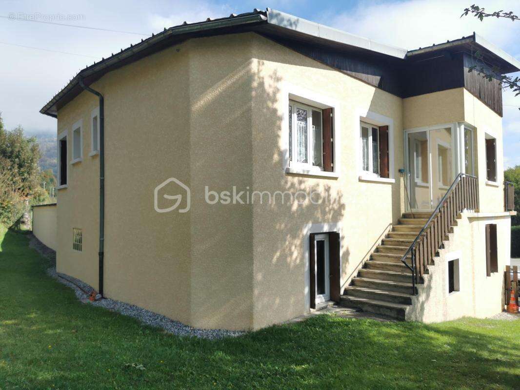 St honore - hameau de tors - maison de 88m²  - 3 chambres - salon - cuisine - sous sol complet avec garages - photo 17