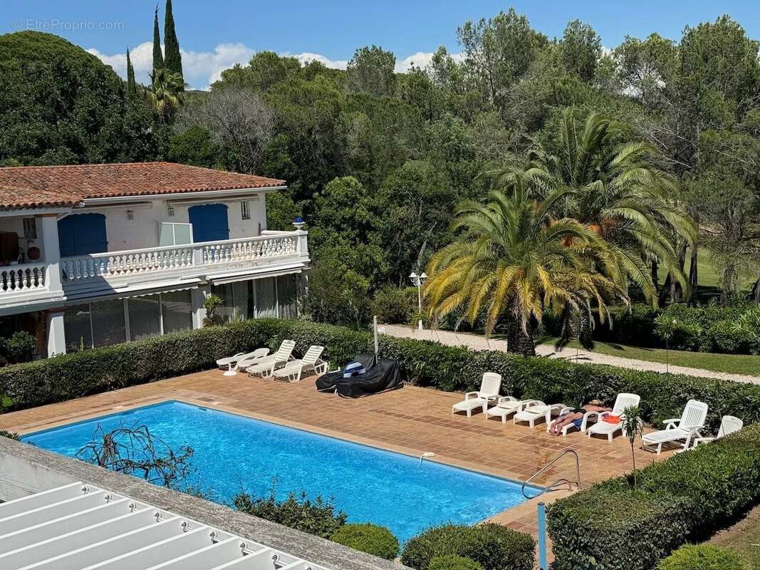 Appartement à SAINT-RAPHAEL