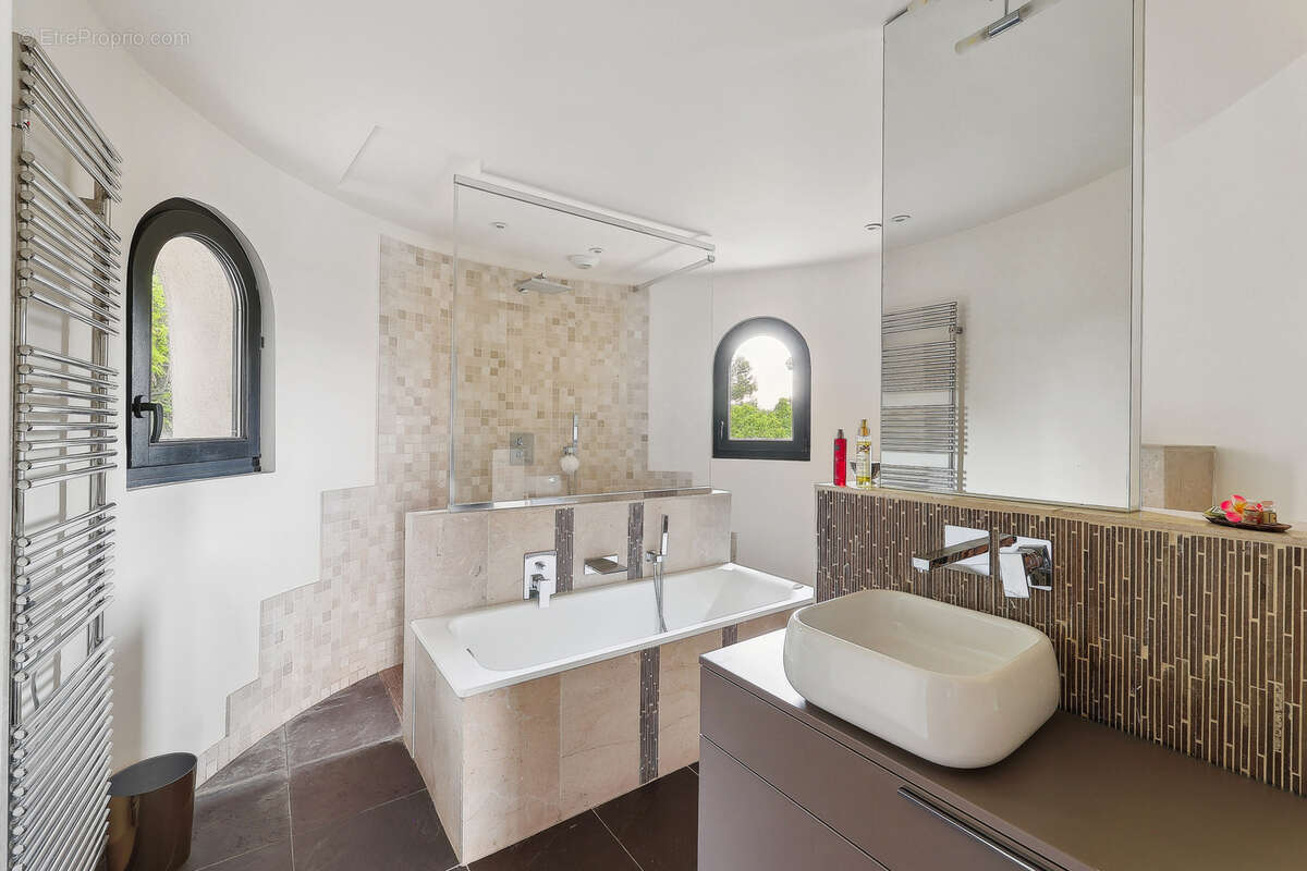Maison à ARLES