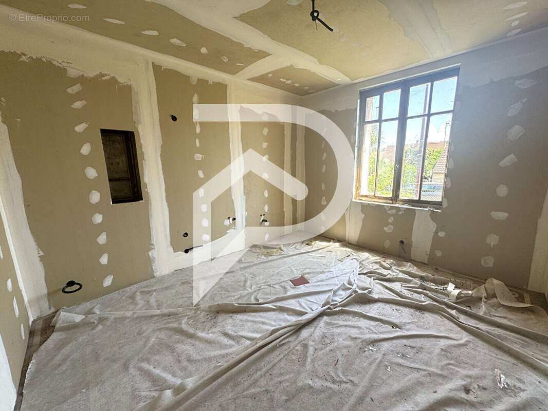 Maison à EZY-SUR-EURE