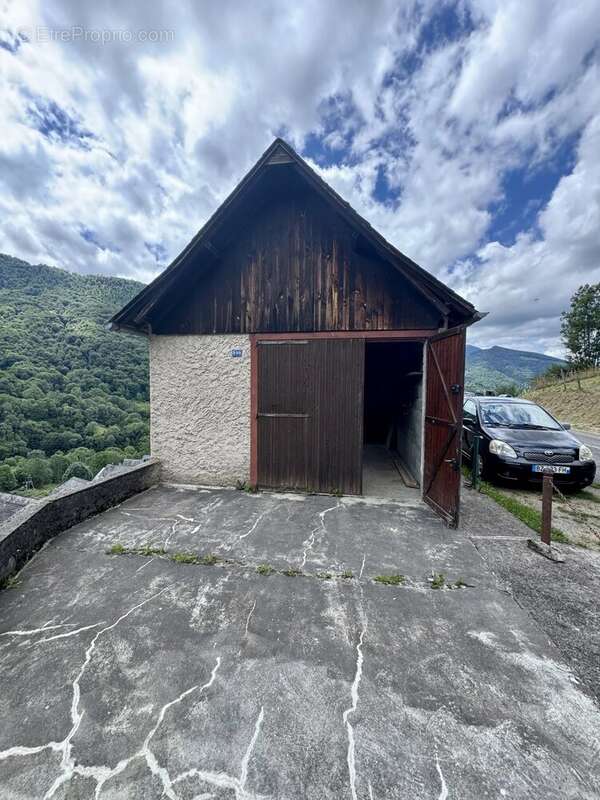 Garage avec jardin sur la commune de Bethmale - photo 5