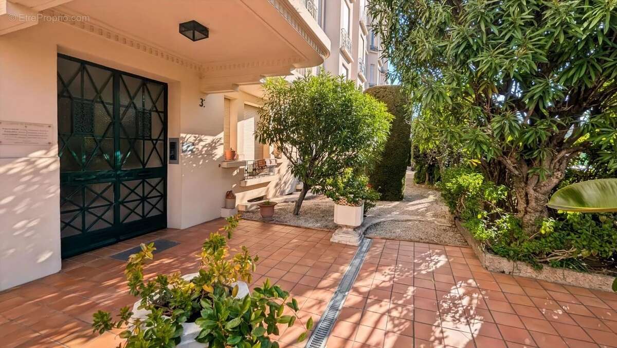 Appartement à CANNES