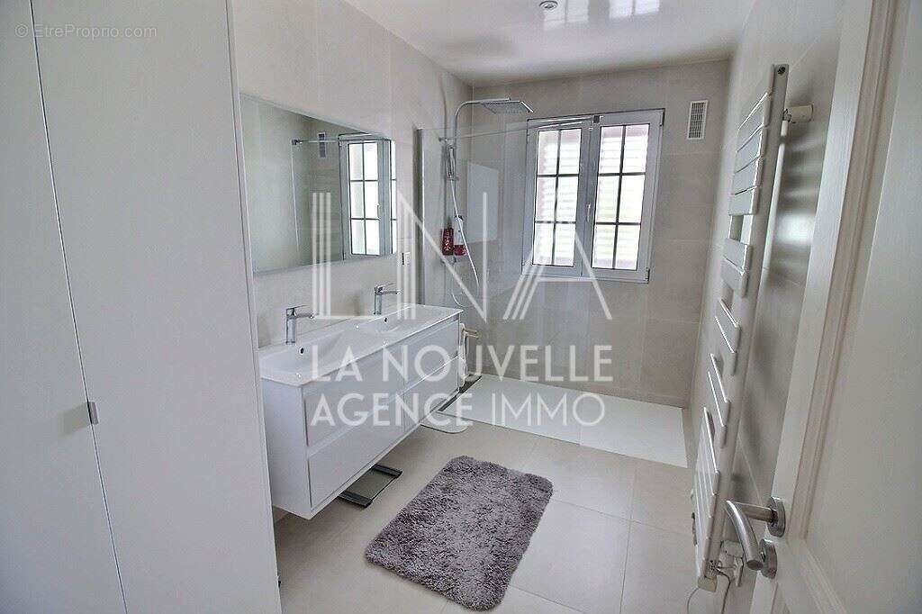 Maison à ROMAINVILLE