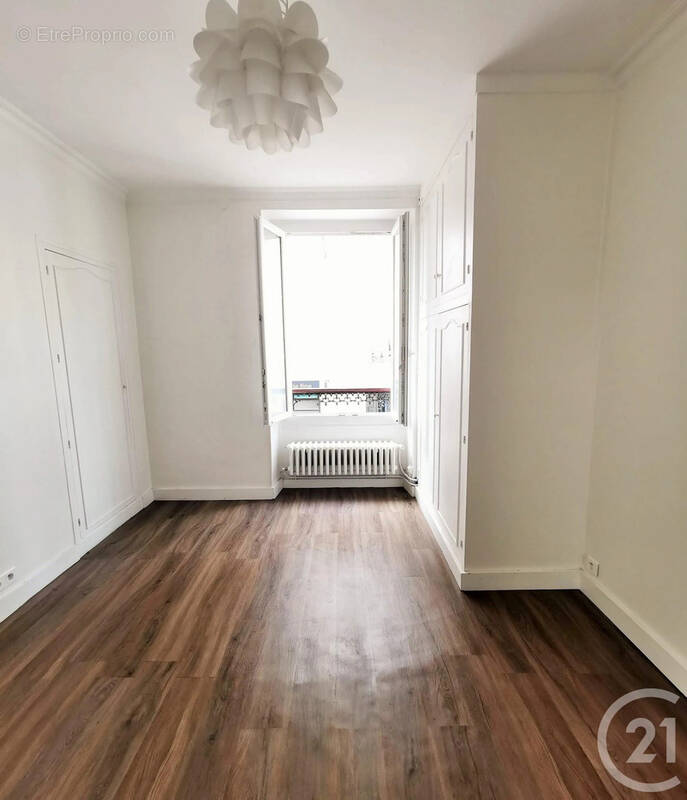Appartement à NEUILLY-SUR-SEINE