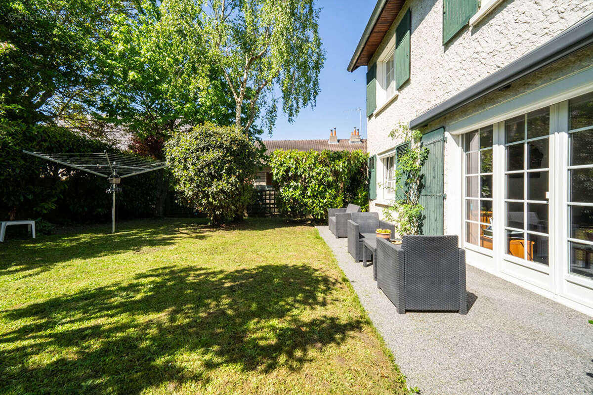 Maison à LAGNY-SUR-MARNE