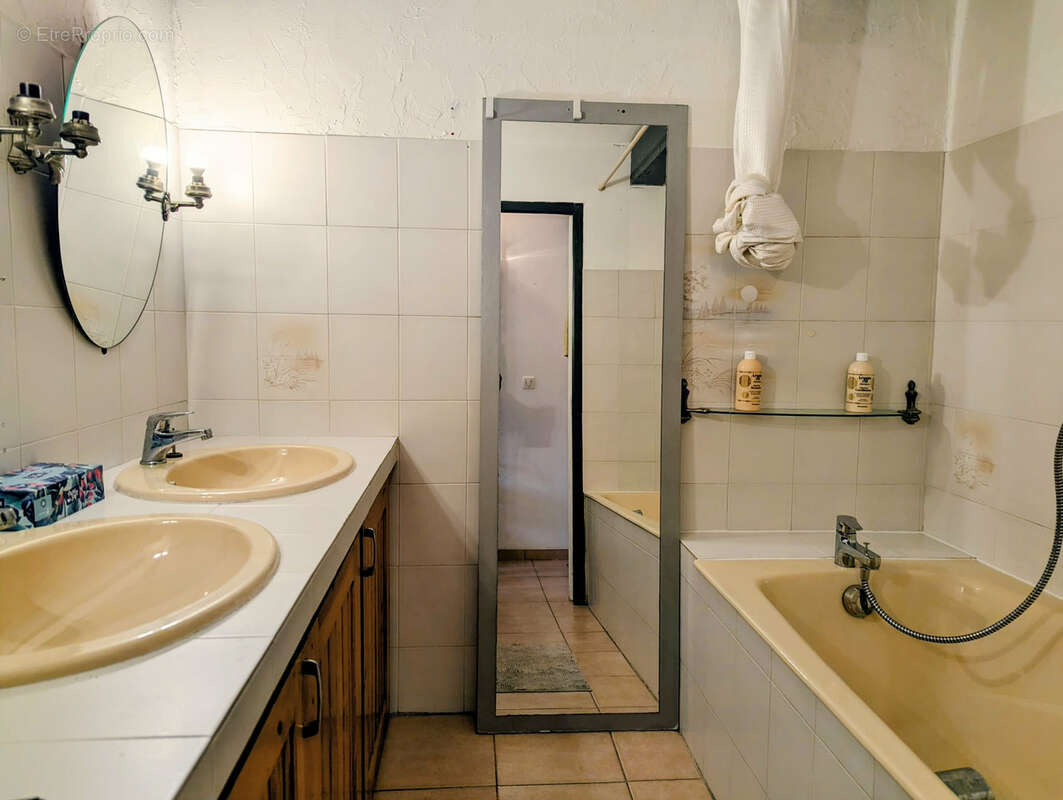 Appartement à BEDARIEUX