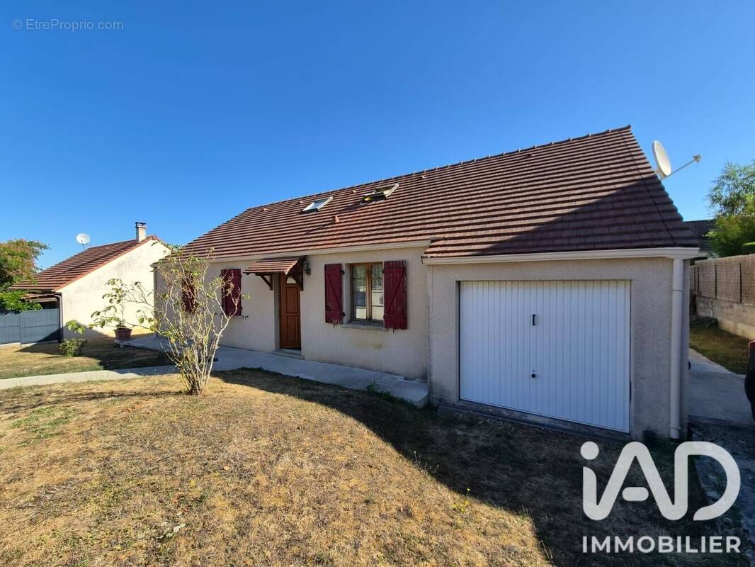 Photo 1 - Maison à LA FERTE-SOUS-JOUARRE