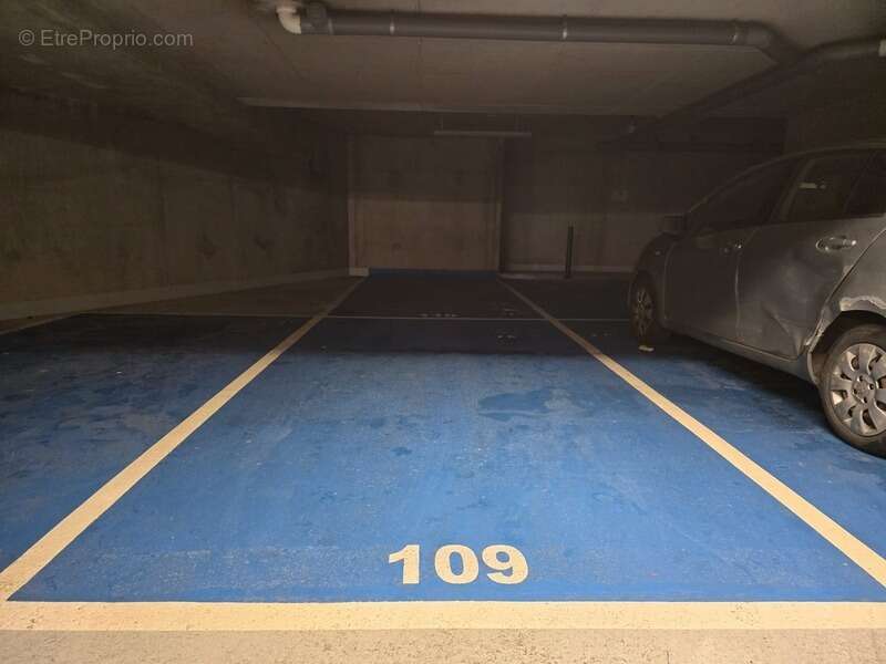 Parking à CRETEIL