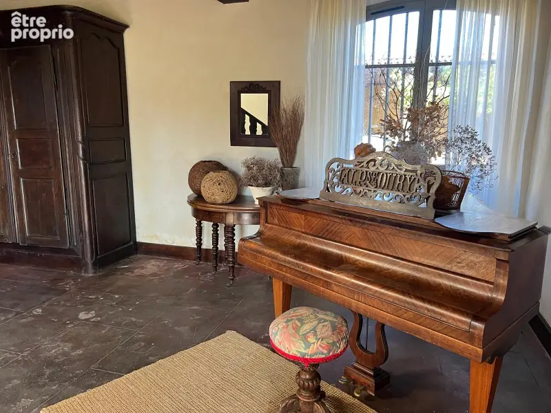 A VENDRE Demeure de charme Pommiers En Forez 435 m2 - photo 8