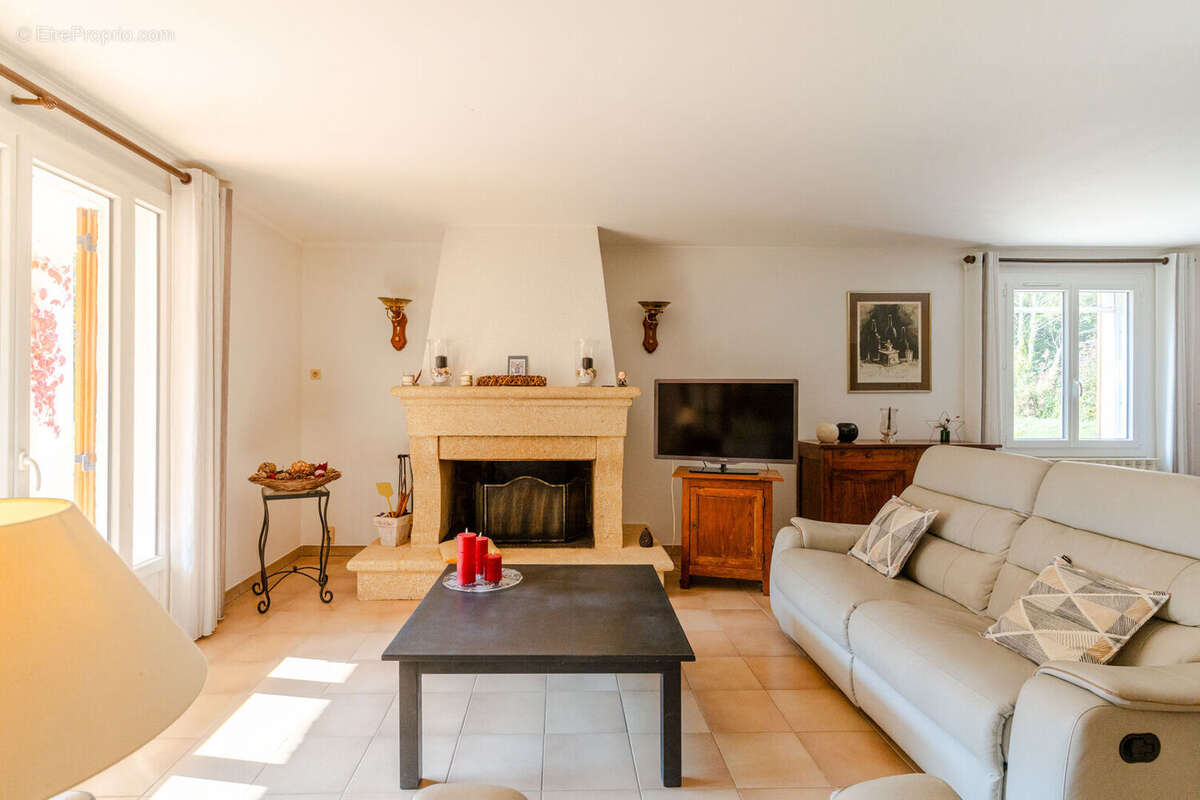 Maison à PLAN-D'ORGON