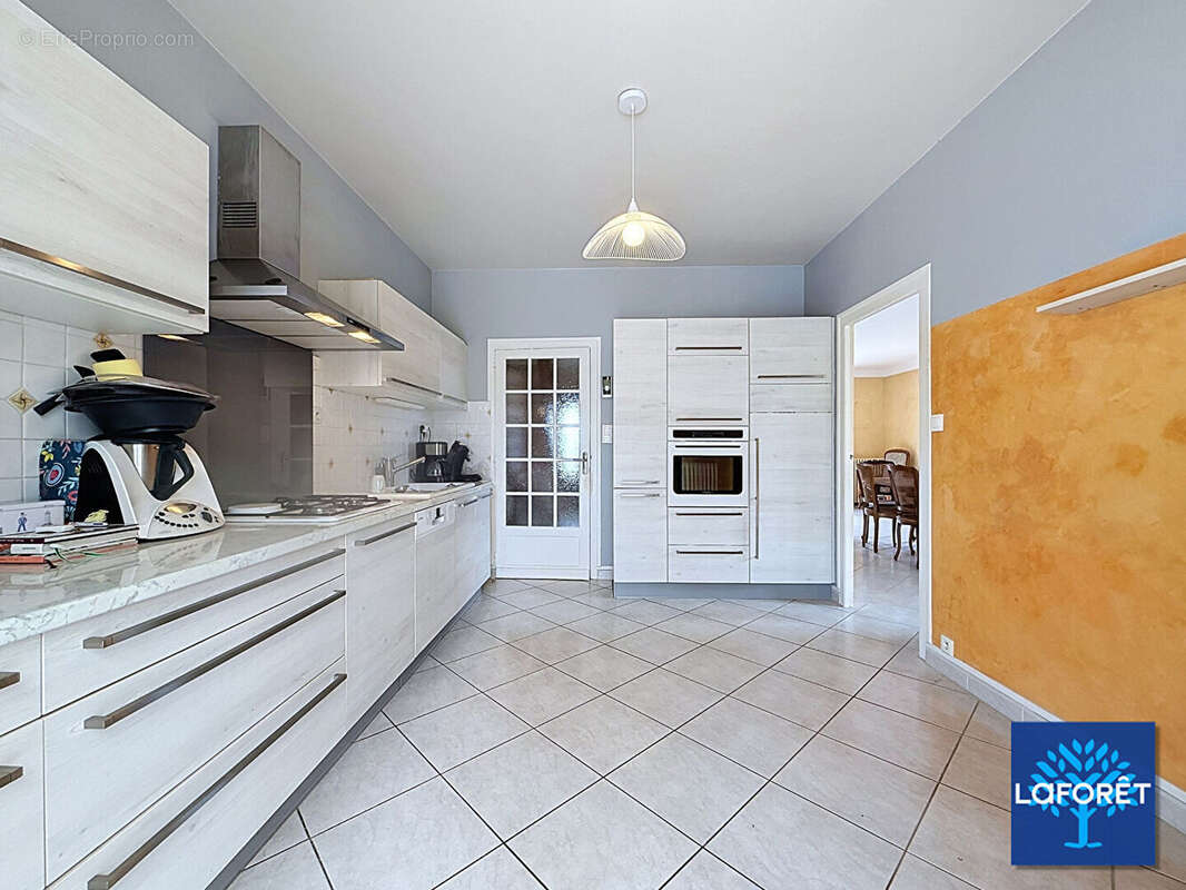 HUISSEAU-SUR-COSSON - Maison familiale de 148 m² avec piscine - photo 17