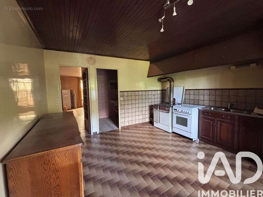 Maison 169 m² à Lanques-Sur-Rognon  - photo 3