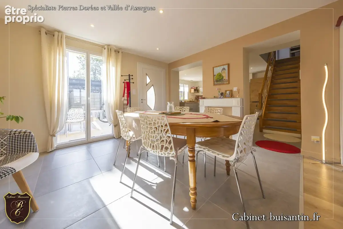 Proche centre, appartement récent - photo 3