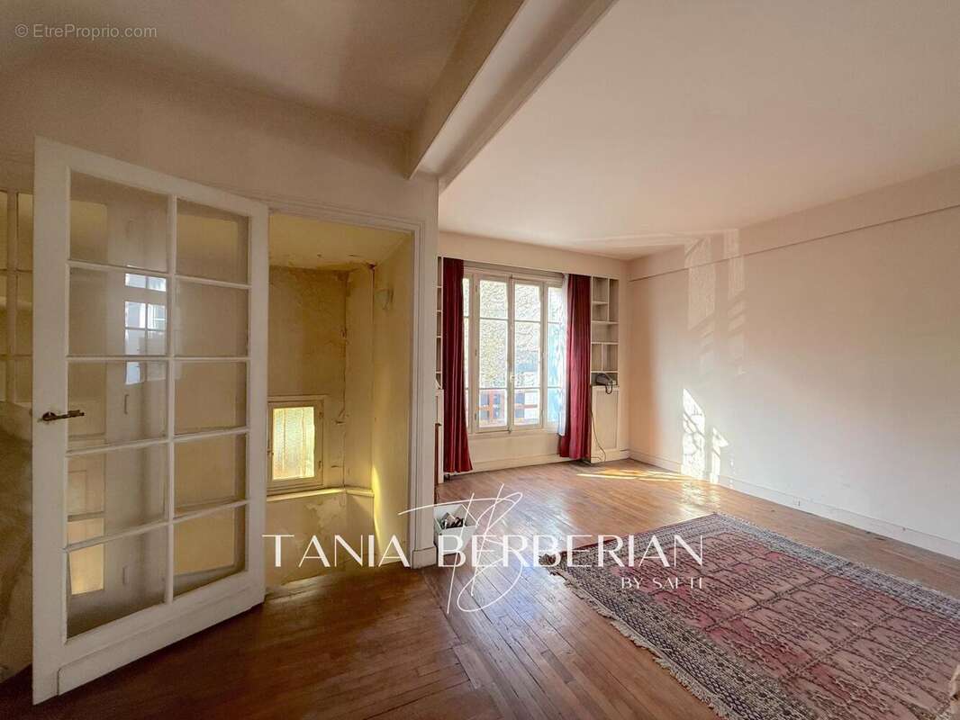 Photo 2 - Maison à SURESNES