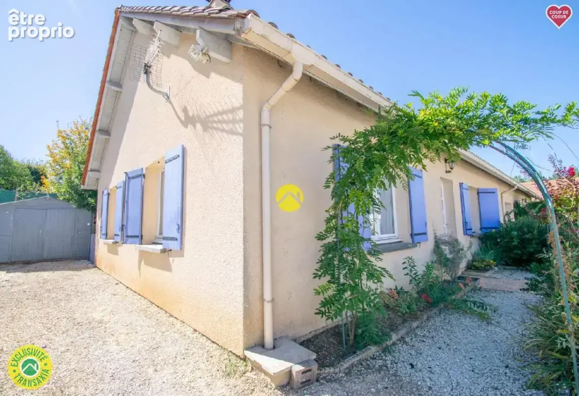 Maison plain-pied au centre village - photo 13