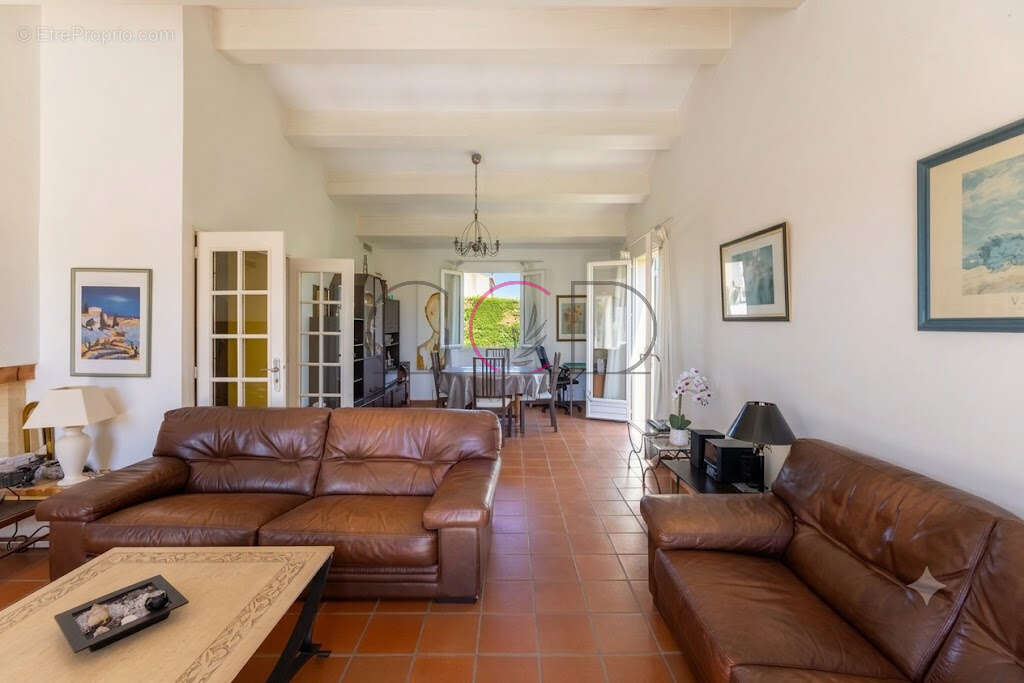 Maison Familiale avec Piscine   Secteur Recherché de Puyricard - photo 3