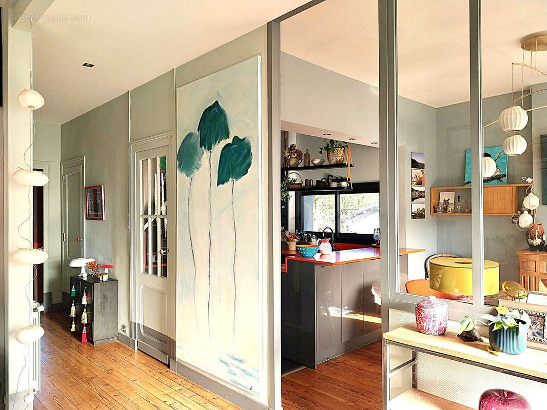 Maison à VILLENAVE-D'ORNON