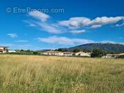 Terrain à POURRIERES