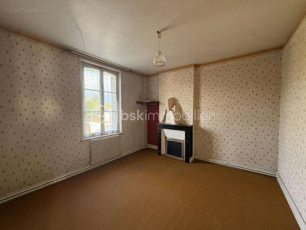 Maison à PONT-L&#039;EVEQUE