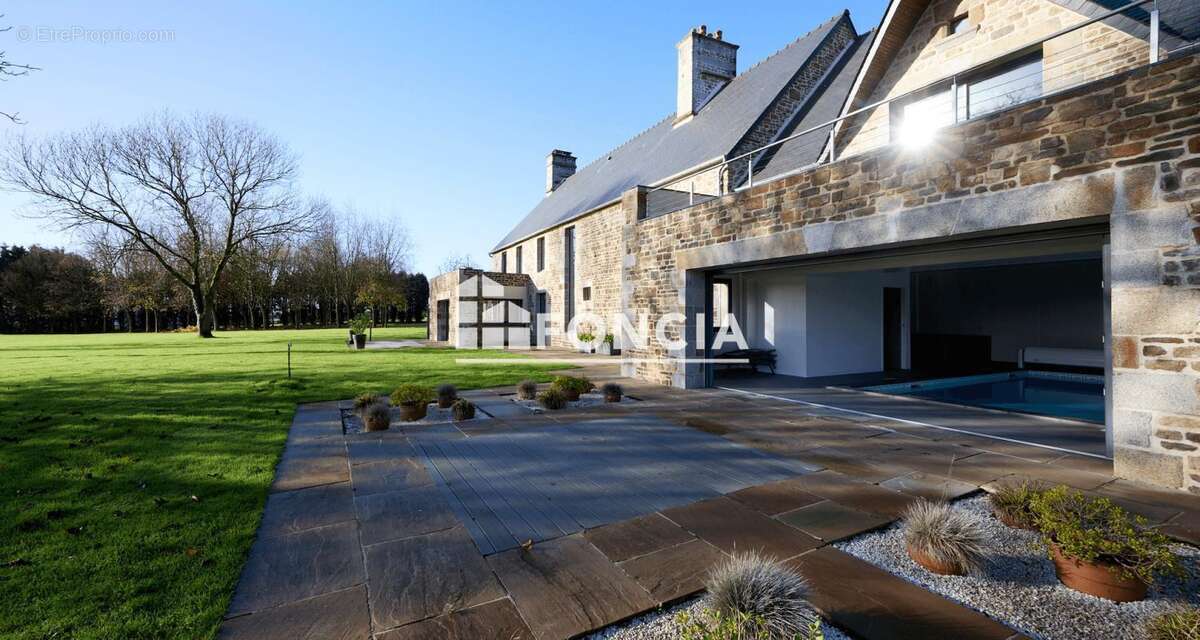 Maison à VILLEDIEU-LES-POELES