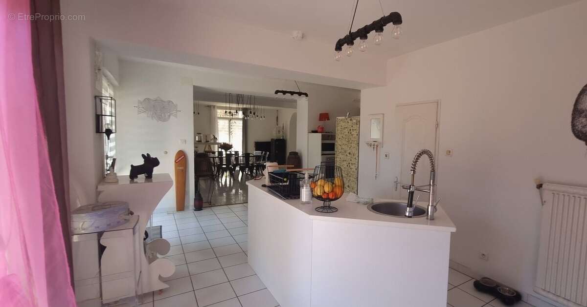 Maison à JONQUIERES