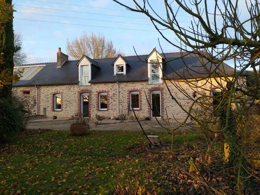 Maison à LOIRE
