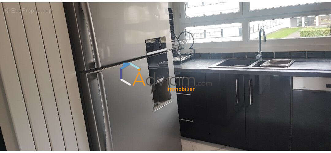 Cuisine Flanc-Sud - Appartement à PONTOISE