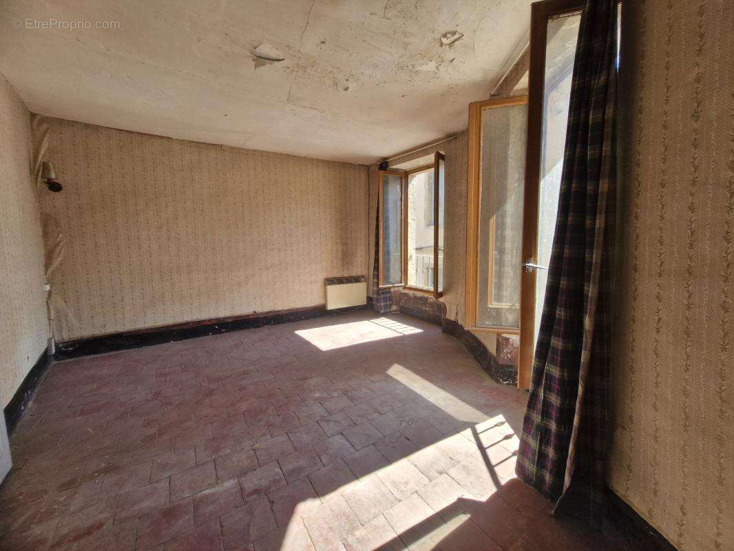MILLAU centre-ville, lot de deux appartements de 30 m² chacun - photo 5